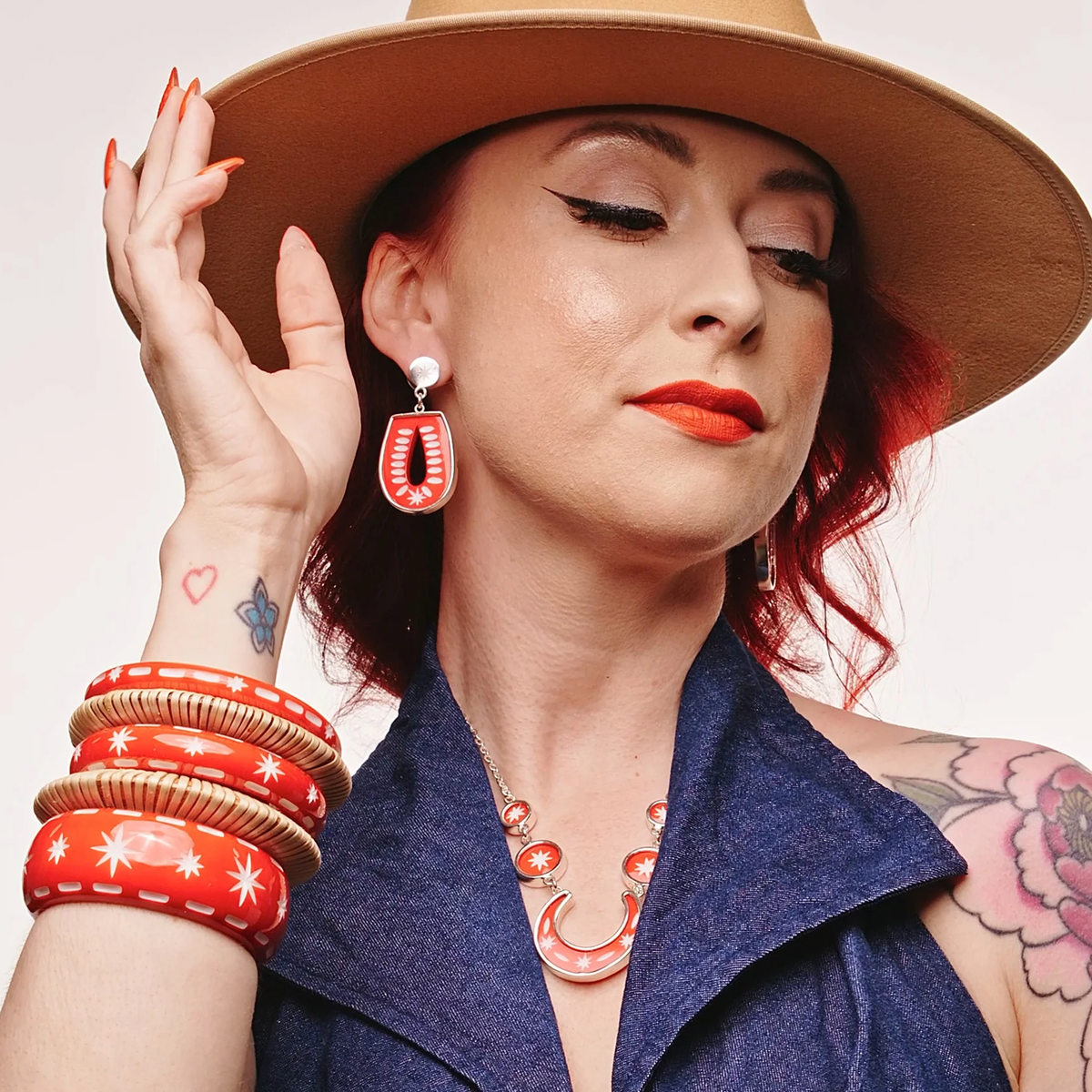 Narrow Necktie Red - Duchess Bangle