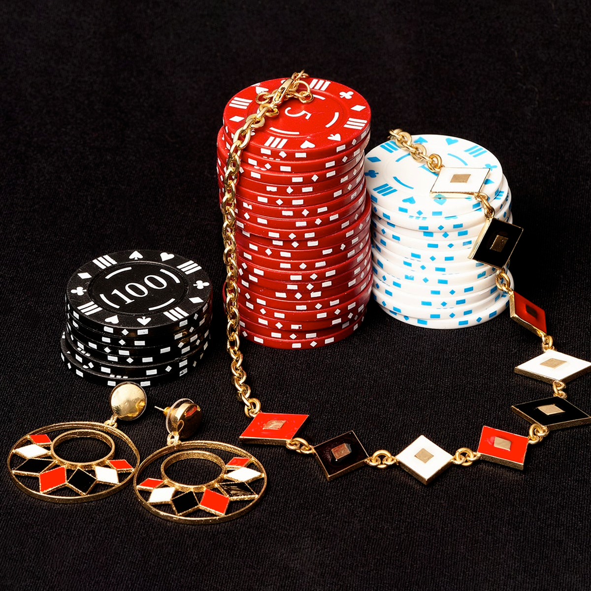 Wide Queen of Diamonds Bangle