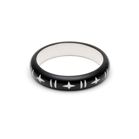 Midi Hater Carved Bangle